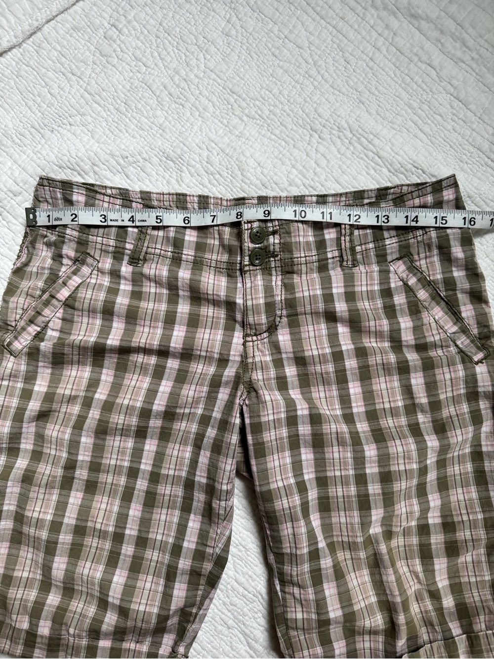 Mossimo Supply Co. Olive Green & Light Pink Plaid Shorts Y2K Women’s 7 - Picture 4 of 5